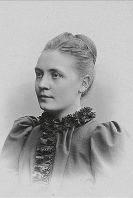 SBL äger inga bilder och kan därför ej erbjuda kopior
eller ge tillstånd till reproduktion. För mer information
om bilder, se under fliken "Om databasen"