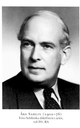 SBL äger inga bilder och kan därför ej erbjuda kopior
eller ge tillstånd till reproduktion. För mer information
om bilder, se under fliken "Om databasen"